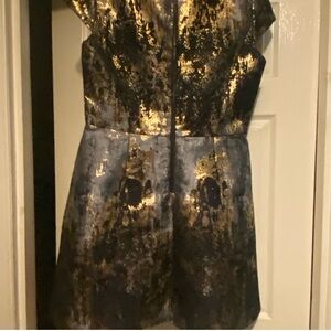 Vince Camuto Elegant Black and Gold Dress